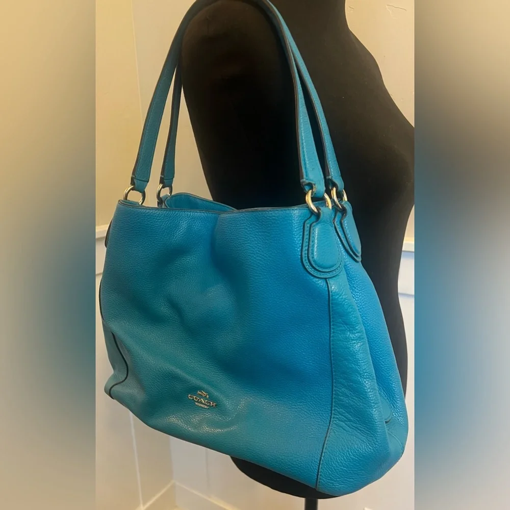 Sold - Picture 2 of 14